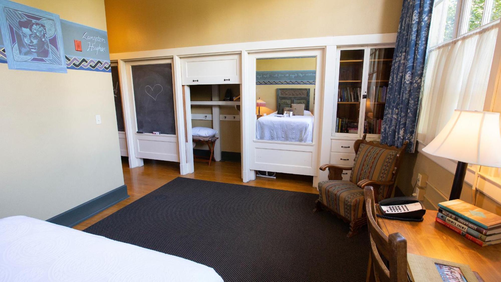 Mcmenamins Kennedy School Hotell Portland Eksteriør bilde