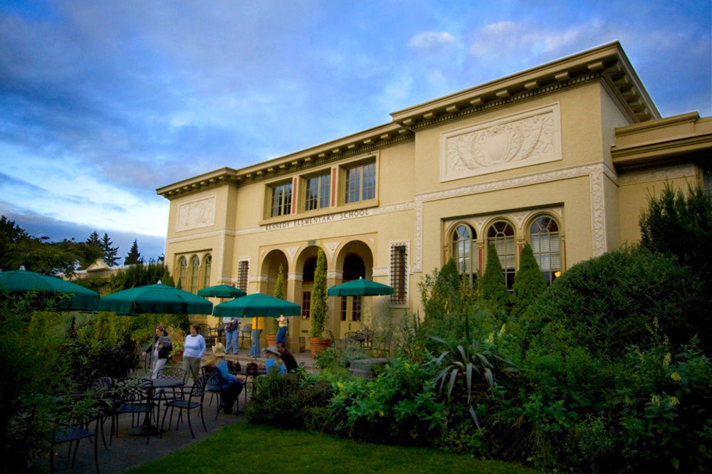 Mcmenamins Kennedy School Hotell Portland Eksteriør bilde